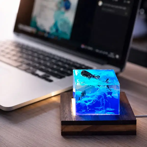環氧手作課程海洋奇緣水晶夜燈 樹脂夜燈成品 01